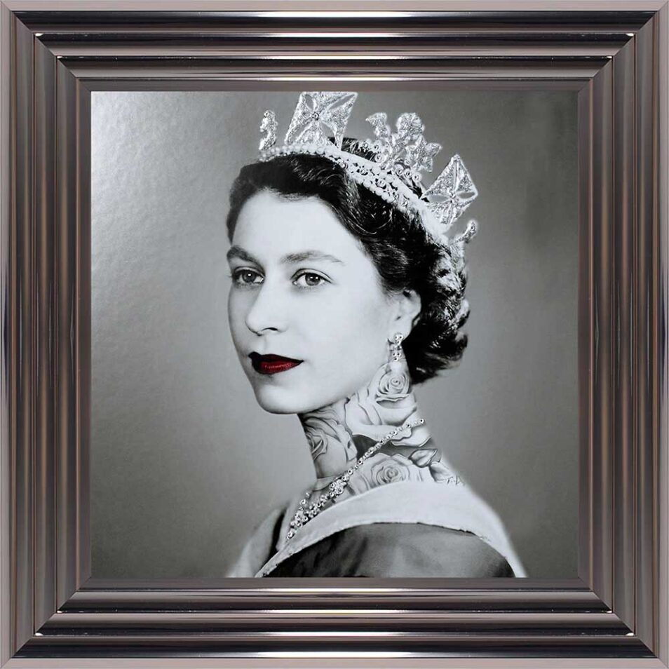 Queen Elizabeth - Neck Tattoos - Glitter - Metallic Frame