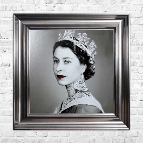 Queen Elizabeth - Neck Tattoos - Glitter - Vegas Frame - Mounted