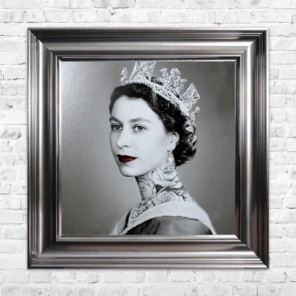 Amazon.com : Large 'Queen Elizabeth II Emblem' Temporary Tattoo  (TO00051656) : Beauty & Personal Care