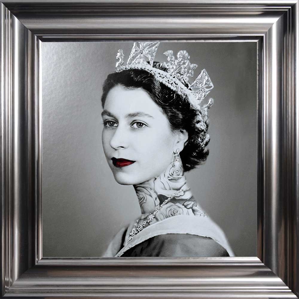 Queen Elizabeth - Neck Tattoos - Glitter - Vegas Frame
